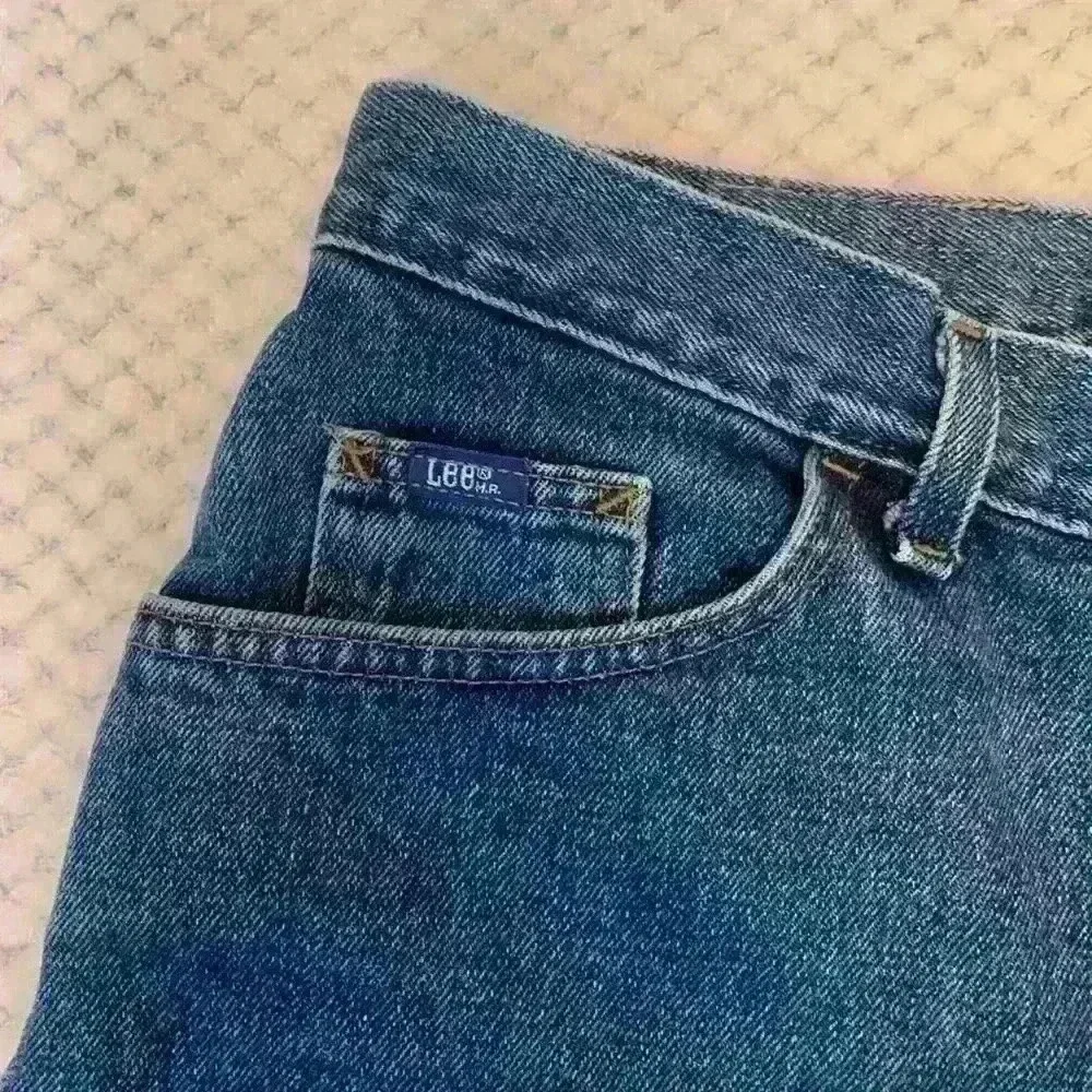 Lee dark wash high waisted short sz 32 summer cutoffs frayed casual 90s vintage - Picture 3 of 7